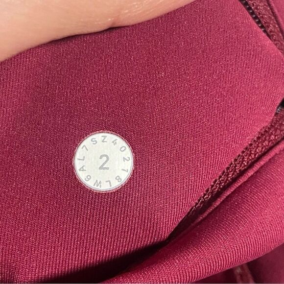 Lululemon Speed Up Crop *21" Ruby Wine- Size 2 - Picture 6 of 6